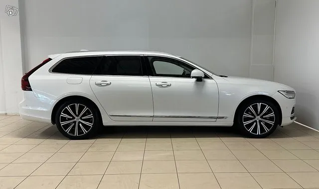 Volvo V90 B4 AWD D-MHEV Inscription aut / Harman-Kardon/ Led Image 8